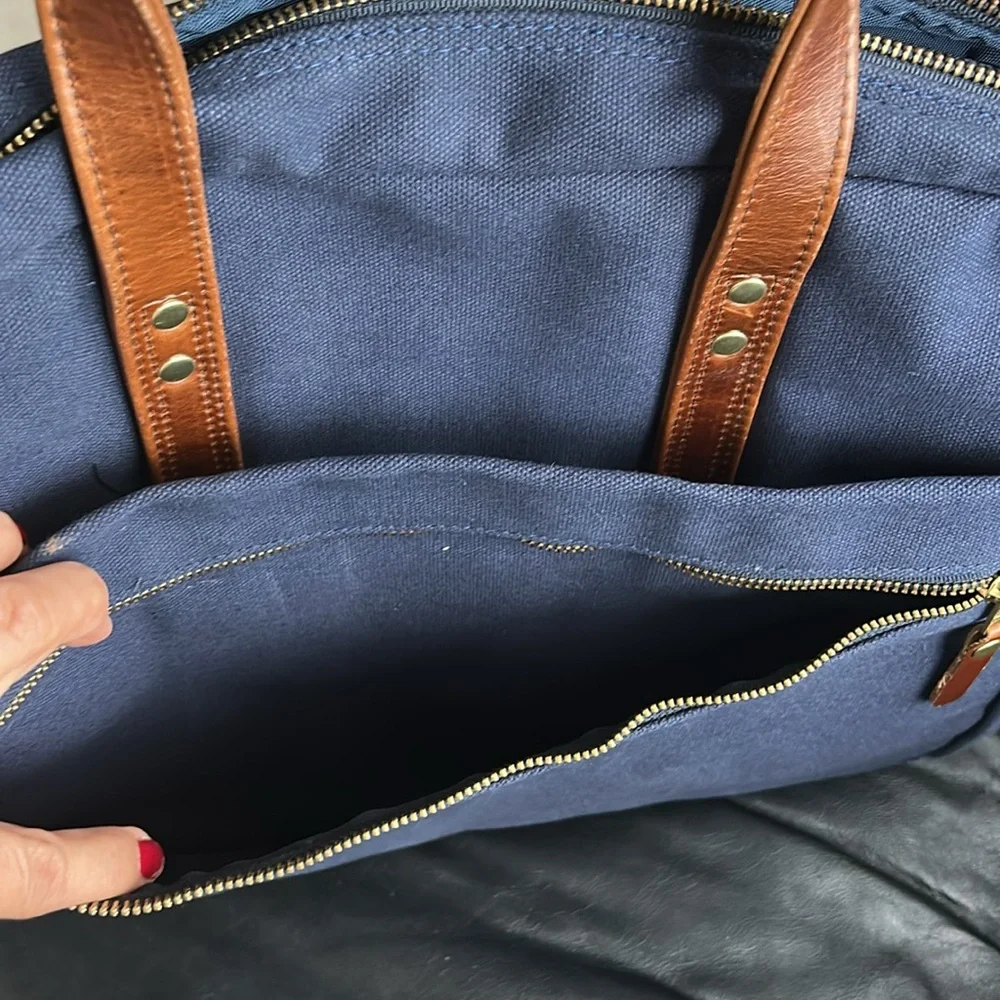Hudson Sutler Heritage Slim Briefcase navy with leather handles
